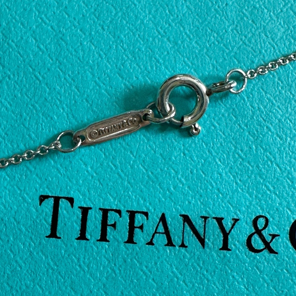 💙Tiffany  & Co 💙 heart necklace Sterling silver Authentic - Picture 7 of 15